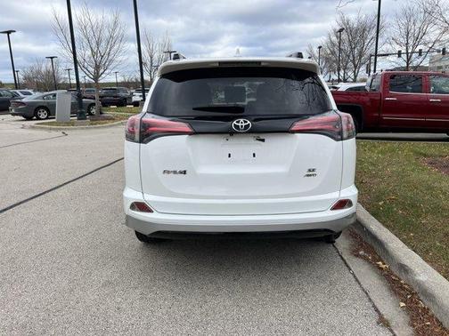 2016 Toyota RAV4 SE
