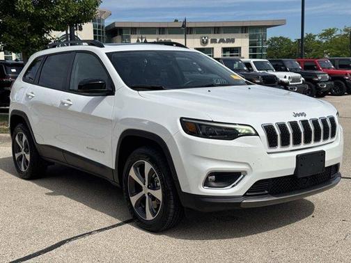 Bright White Clearcoat 2022 Jeep Cherokee Limited