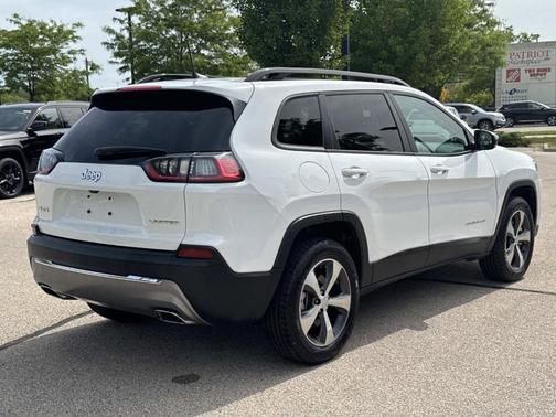 Bright White Clearcoat 2022 Jeep Cherokee Limited