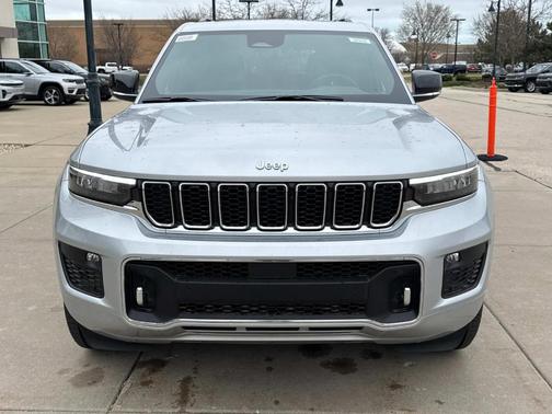 2025 Jeep Grand Cherokee Overland