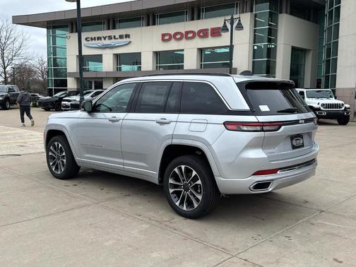 2025 Jeep Grand Cherokee Overland