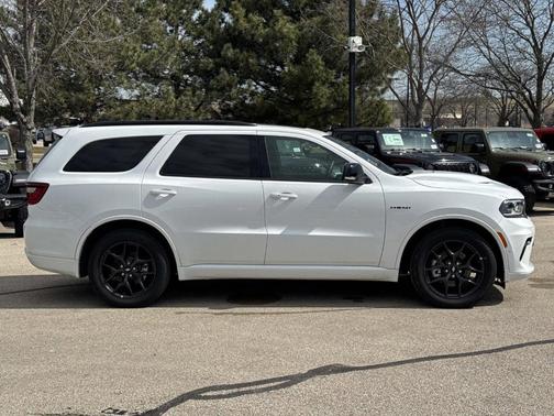 White Knuckle 2026 Dodge Durango GT HEMI V8