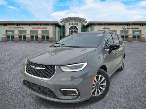2025 Chrysler Pacifica Hybrid Select