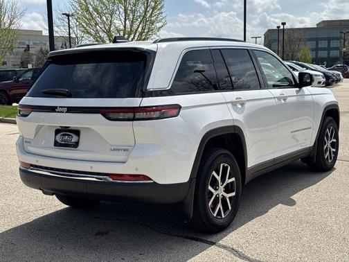 Bright White Clearcoat 2025 Jeep Grand Cherokee Limited