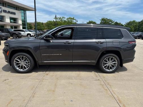 2025 Jeep Grand Cherokee L Summit