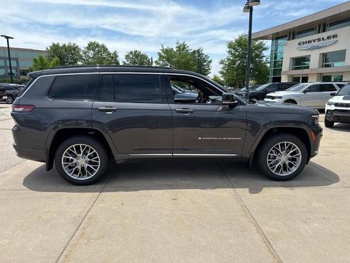 2025 Jeep Grand Cherokee L Summit