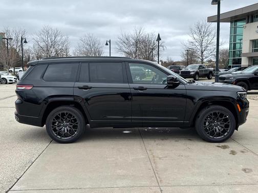 2025 Jeep Grand Cherokee L Summit
