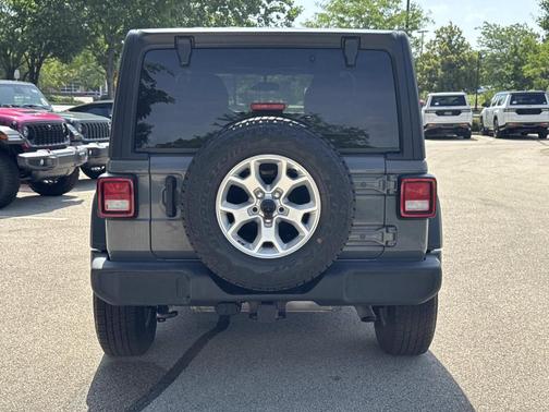 Sting Gray Clearcoat 2021 Jeep Wrangler Unlimited Sport