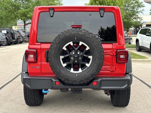 Firecracker Red Clearcoat 2025 Jeep Wrangler 4xe Rubicon