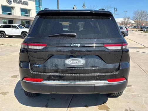 2022 Jeep Grand Cherokee 4xe Base