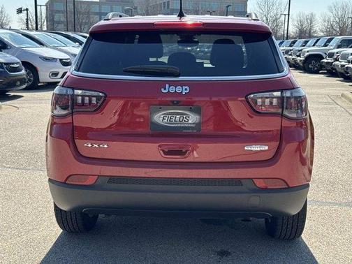 Redline Pearlcoat 2023 Jeep Compass Latitude