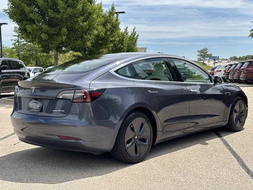 Gray 2020 Tesla Model 3 Long Range
