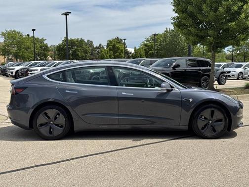 Gray 2020 Tesla Model 3 Long Range
