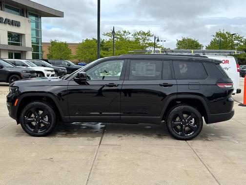 2025 Jeep Grand Cherokee L Limited