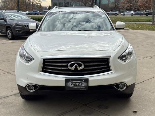 2014 INFINITI QX70 Base