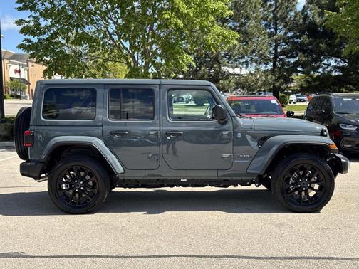 Anvil Clearcoat 2025 Jeep Wrangler 4xe Sahara