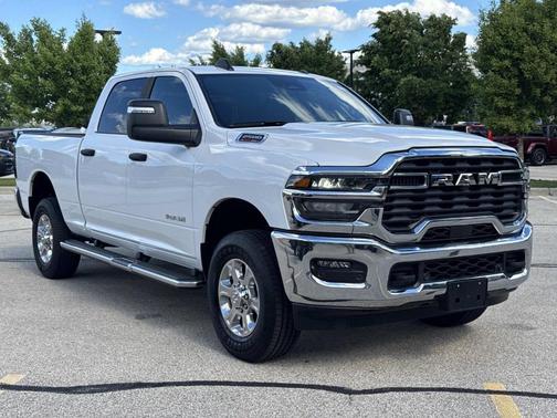 Bright White Clearcoat 2025 RAM 2500 Big Horn