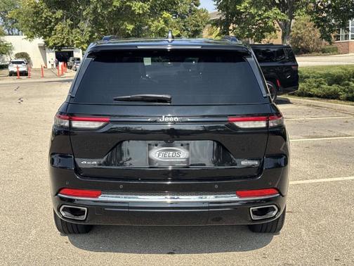 2022 Jeep Grand Cherokee Overland
