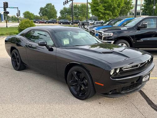 2017 Dodge Challenger SXT