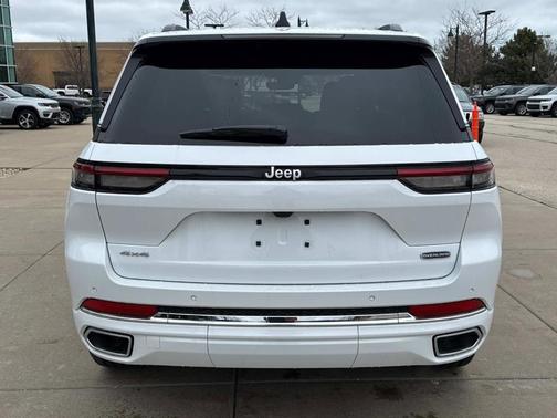 2025 Jeep Grand Cherokee Overland