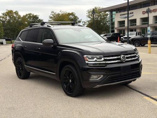 Deep Black Pearl Effect 2019 Volkswagen Atlas 3.6L SEL