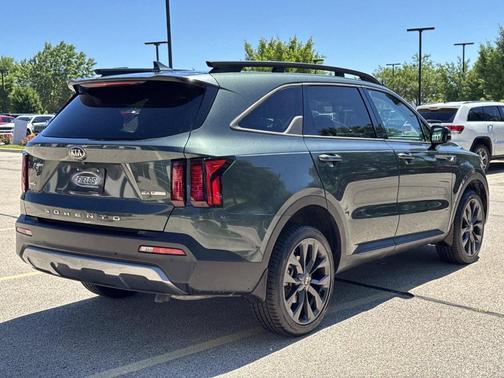 Aruba Green 2021 Kia Sorento EX