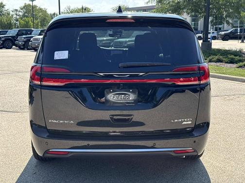 Diamond Black 2027 Chrysler Pacifica LIMITED