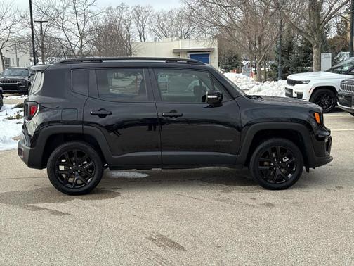 2023 Jeep Renegade Altitude