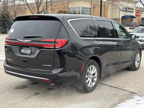 2026 Chrysler Pacifica Limited