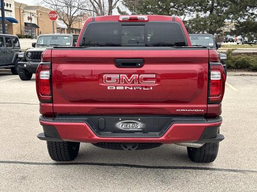 2023 GMC Canyon Denali