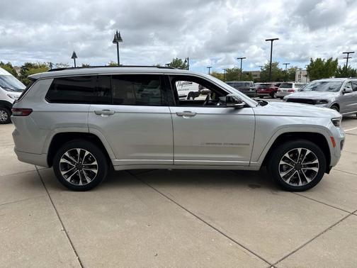 2022 Jeep Grand Cherokee L Overland