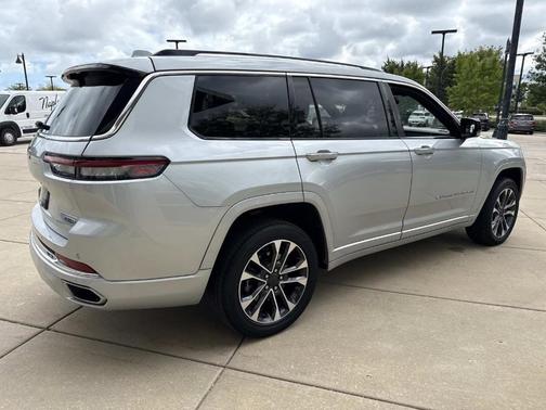 2022 Jeep Grand Cherokee L Overland
