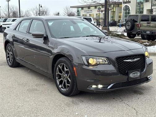 2018 Chrysler 300 S