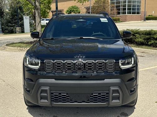 Diamond Black 2026 Jeep Cherokee Overland