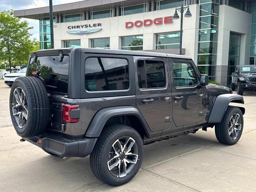 2025 Jeep Wrangler 4xe Sport