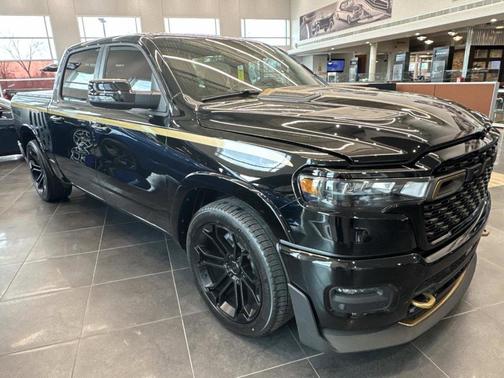 Brilliant Black 2026 RAM 1500 Big Horn