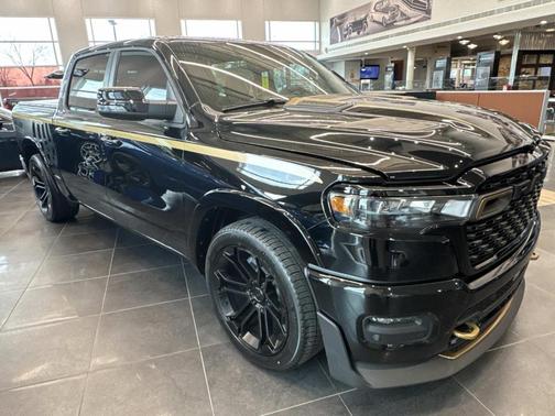 Brilliant Black 2026 RAM 1500 Big Horn