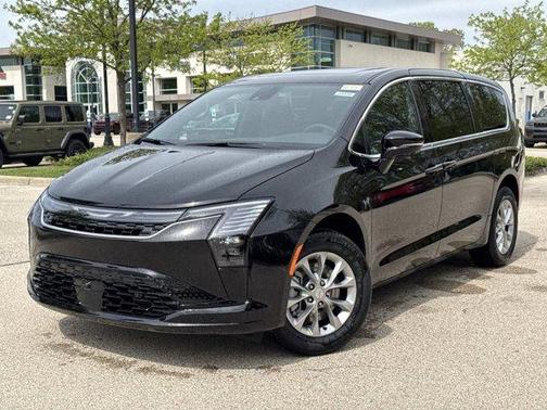 Diamond Black 2027 Chrysler Pacifica SELECT