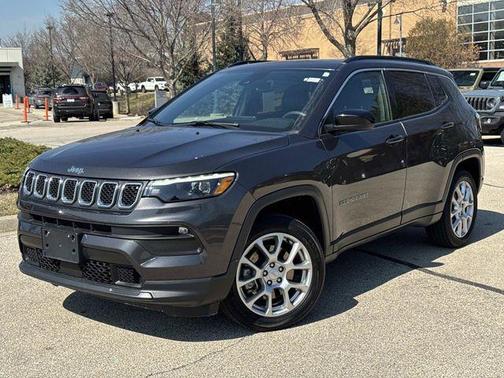 2023 Jeep Compass Latitude Lux