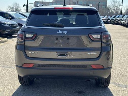 2023 Jeep Compass Latitude Lux