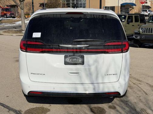 2026 Chrysler Pacifica Limited