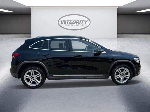 2022 Mercedes-Benz GLA 250 Base 4MATIC