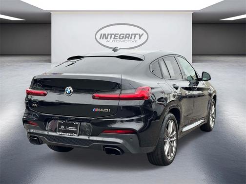 2021 BMW X4 M40i