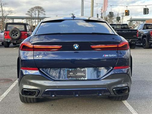 2023 BMW X6 M50i