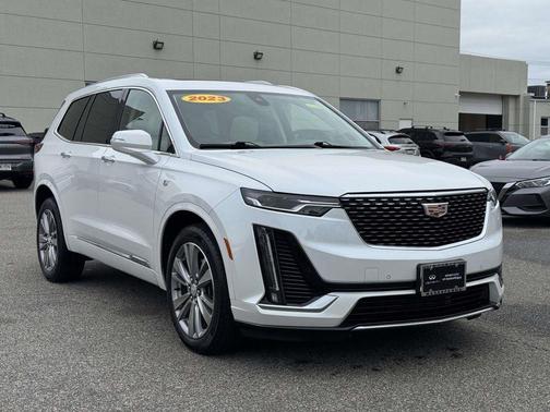 Crystal White Tri-Coat 2023 Cadillac XT6 Premium Luxury AWD