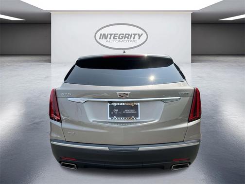 2022 Cadillac XT5 Luxury