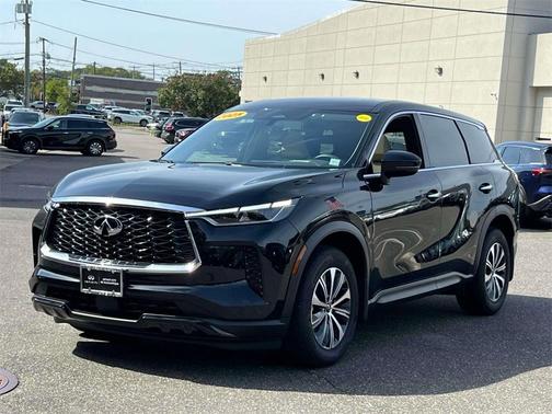 2025 INFINITI QX60 Pure