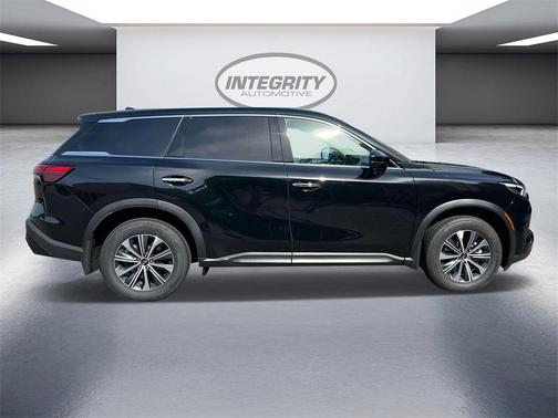2025 INFINITI QX60 Pure