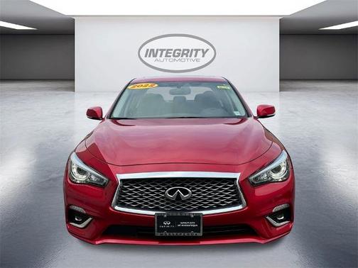 2022 INFINITI Q50 LUXE