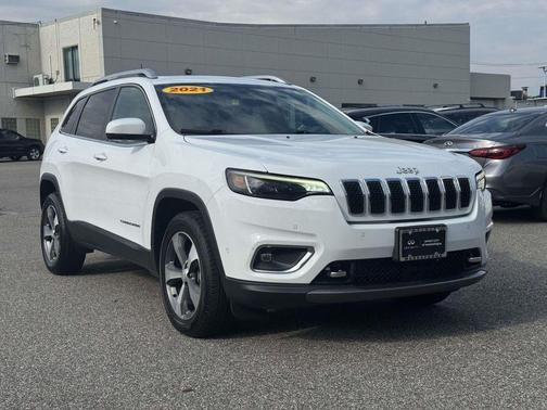 Bright White Clearcoat 2021 Jeep Cherokee Limited